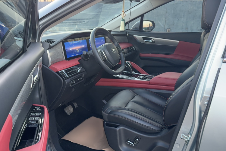 海马7X新能源 2022款 7X-E 纯电旗舰型中控内饰7001