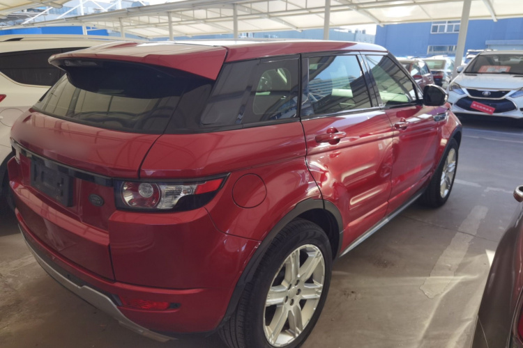 路虎 揽胜极光 2015款 2.0T 五门锐动版车身外观7