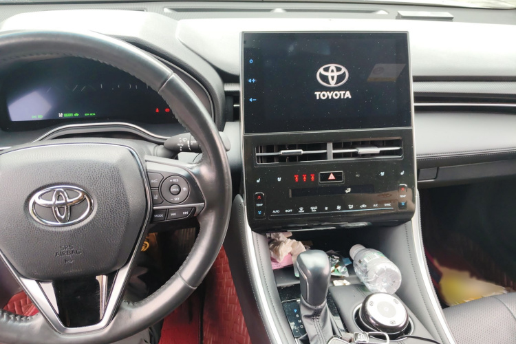 丰田 亚洲龙 2023款 双擎 2.5L XLE尊贵版局部细节16