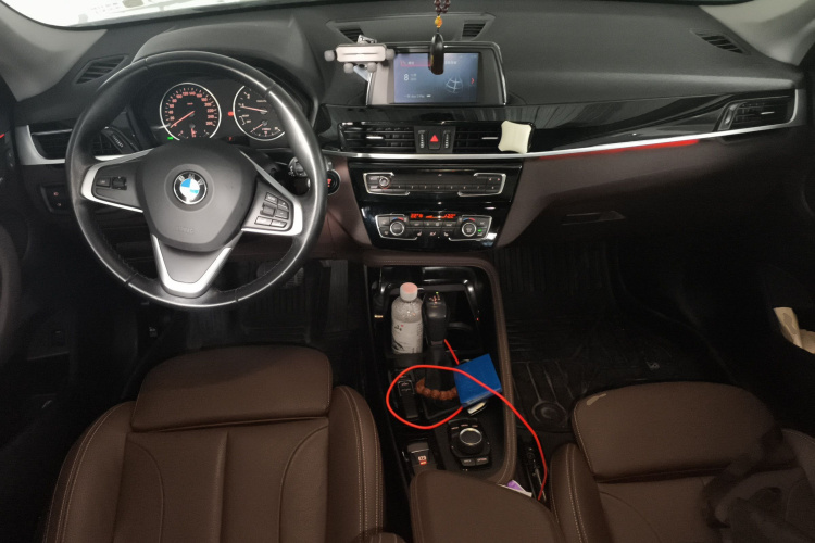 宝马X1 2018款 sDrive18Li 尊享型中控内饰12