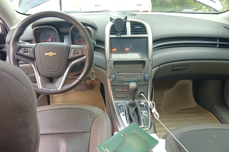 雪佛兰 迈锐宝 2012款 2.0L 自动豪华版中控内饰7002