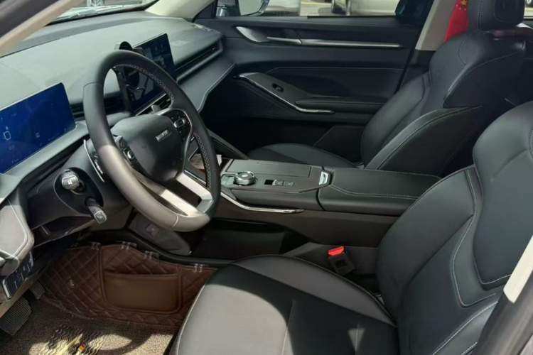 哈弗H6 2021款 第三代 1.5T 自动两驱Supreme中控内饰7002