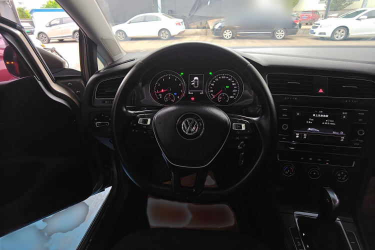 大众 高尔夫 2018款 230TSI 自动舒适型局部细节13