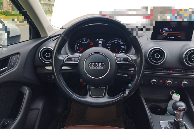 奥迪A3 2016款 Sportback 35 TFSI 领英型中控内饰13
