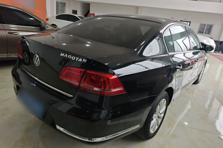 大众 迈腾 2013款 1.8TSI 领先型车身外观7