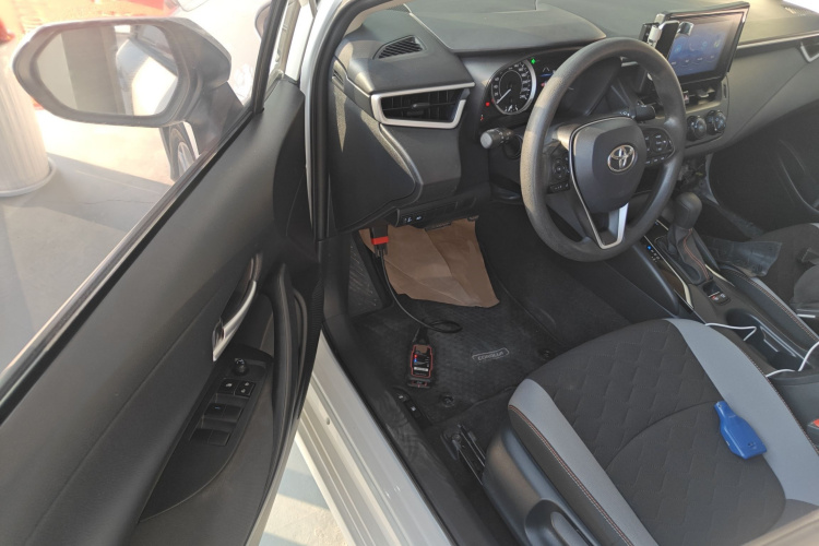 丰田 卡罗拉 2021款 1.2T S-CVT先锋PLUS版中控内饰7003