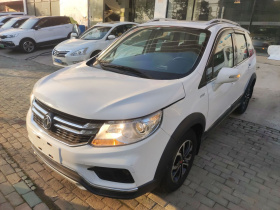 东风风行 景逸X3 2017款 1.6L CVT豪华型