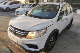 东风风行 景逸X3 2017款 1.6L CVT豪华型