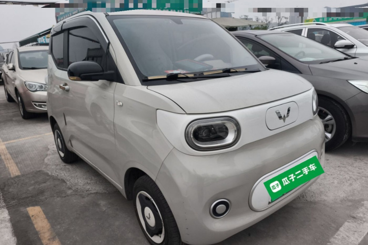 五菱汽车 宏光MINIEV 2024款 第三代 215km 青春版车身外观3