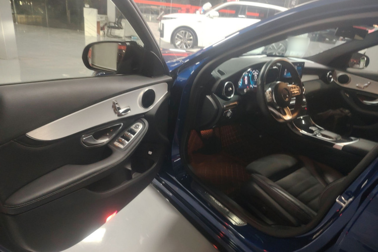 奔驰C级 2020款 C 260 运动版中控内饰7003