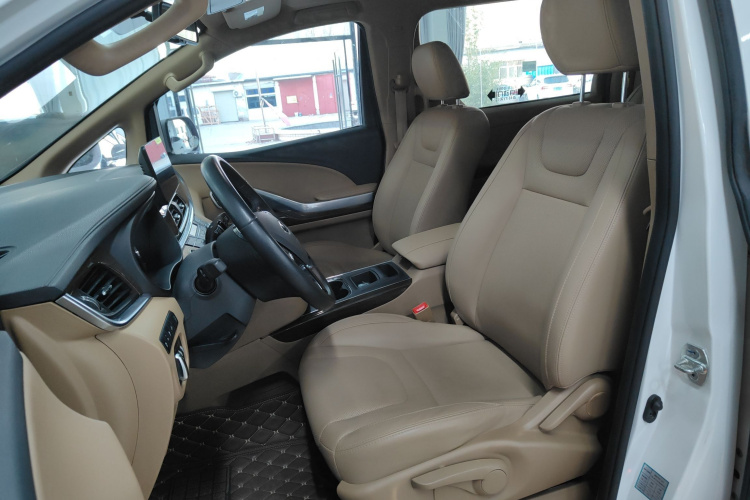 江淮瑞风 瑞风L6 MAX 2021款 2.0T 自动至尊型局部细节19