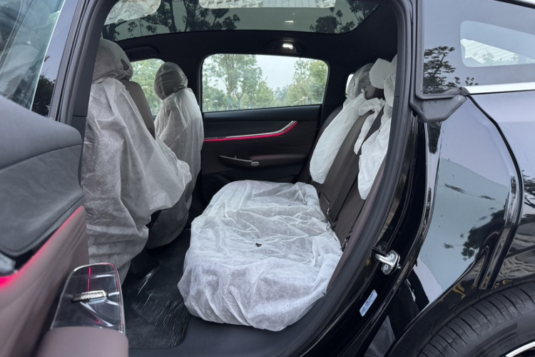 长安启源A07 2025款 蓝鲸增程版 230尊贵型中控内饰7001