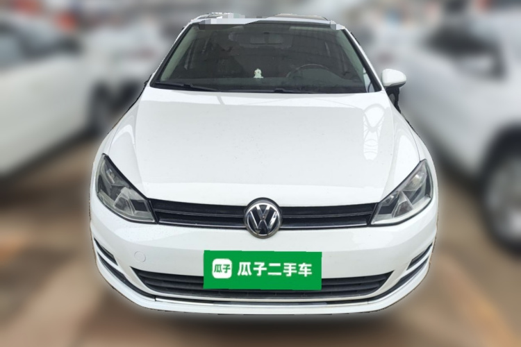 大众 高尔夫 2016款 230TSI 自动舒适型车身外观2