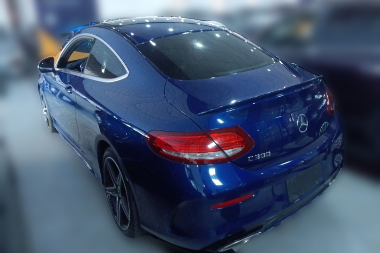 奔驰C级(进口) 2018款 C 200 轿跑车车身外观5