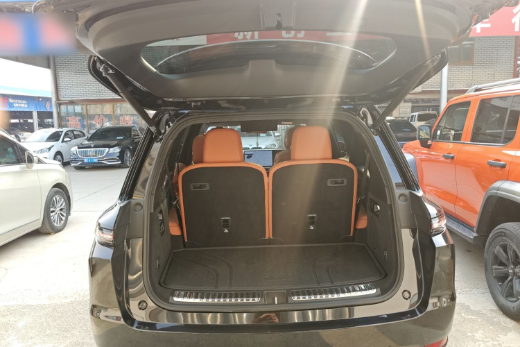 理想汽车 理想L9 2022款 Max机舱底盘23