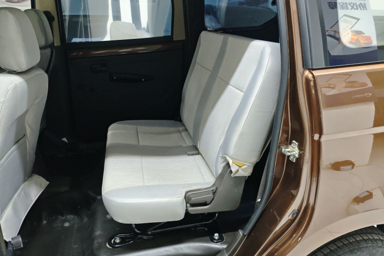 五菱汽车 五菱宏光 2020款 1.2L S基本型国VI LSI中控内饰21