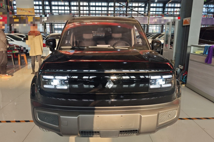 宝骏悦也Plus 2025款 旗舰版 5座车身外观2