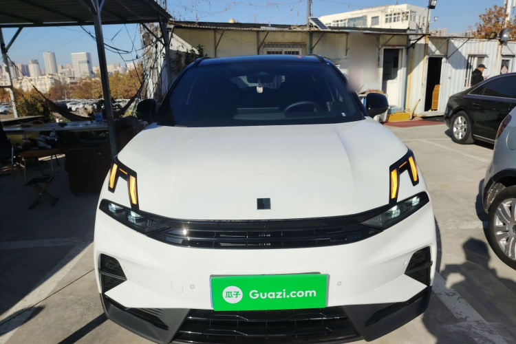 领克06 2025款 Renew 1.5T Halo车身外观2