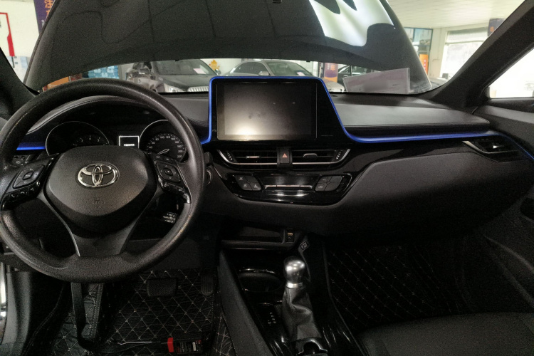 丰田C-HR 2018款 2.0L 领先特别版 国V中控内饰12
