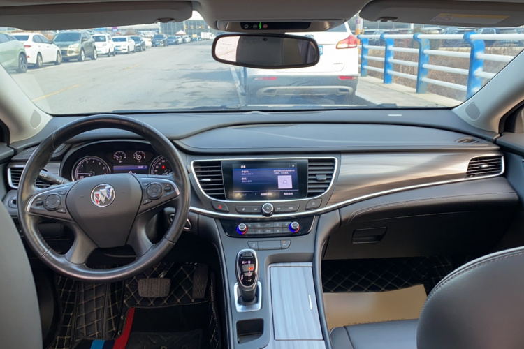 别克 君越 2022款 552T 豪华型中控内饰7003