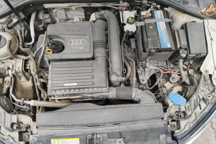 奥迪A3 2018款 30周年年型 Sportback 35 TFSI 进取型局部细节24