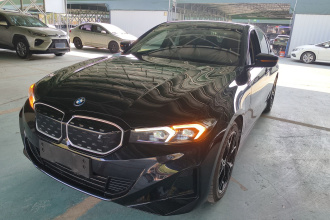 宝马i3 2023款 eDrive 40 L 曜夜套装