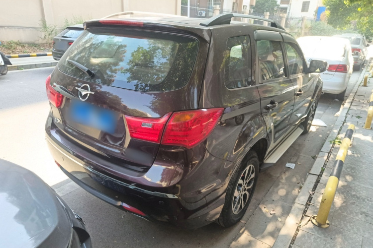 海马S7 2015款 2.0L 自动智尚型车身外观7