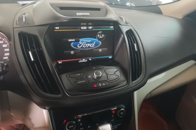 福特 翼虎 2013款 1.6L GTDi 四驱精英型局部细节16