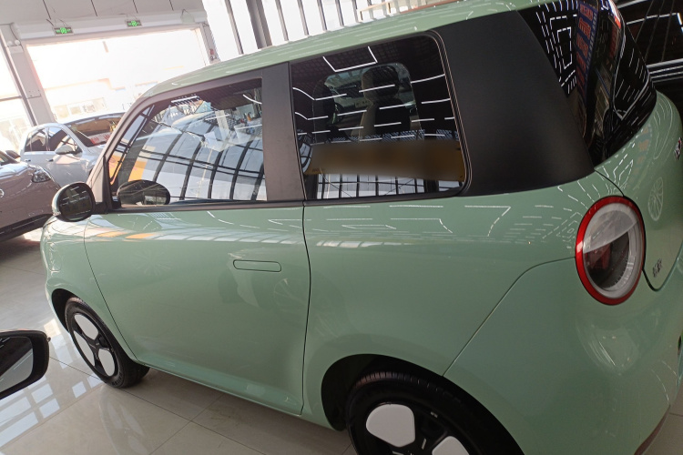 长安启源 长安Lumin 2022款 155km 清甜款车身外观4