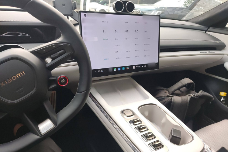 小米汽车 小米SU7 2024款 四驱Max创始版中控内饰7002