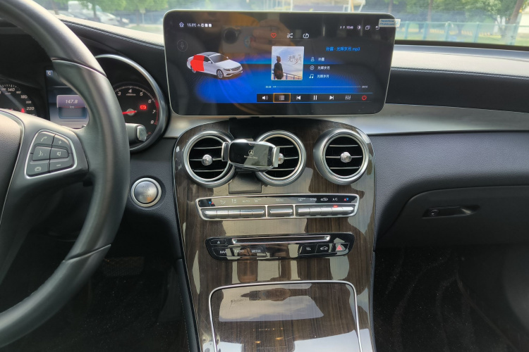 奔驰GLC 2016款 GLC 260 4MATIC 豪华型局部细节16