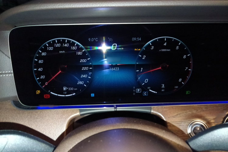 奔驰E级 2023款 改款 E 300 L 时尚型局部细节14