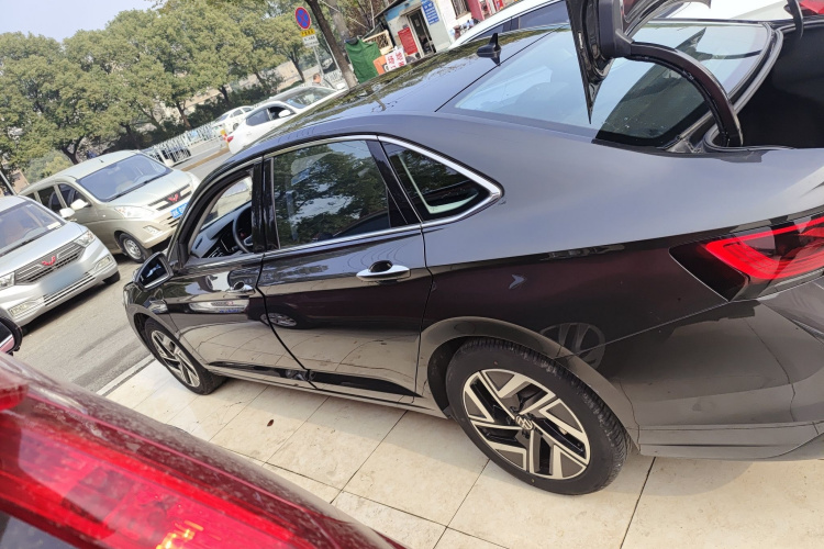 大众 速腾 2023款 200TSI DSG超越版车身外观6003