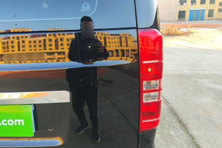 江淮瑞风 瑞风M3 2022款 1.5T 7座标准版车身外观9