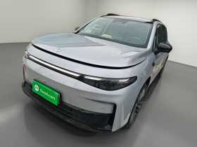 零跑汽车 零跑C16 2024款 增程 200尊享版