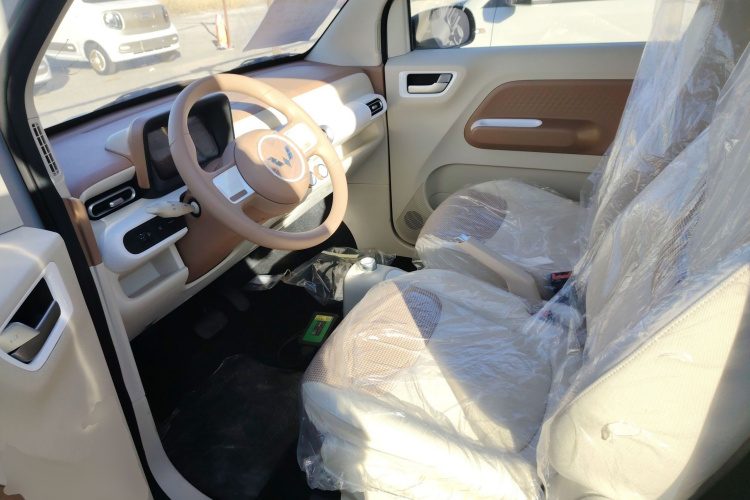 五菱汽车 宏光MINIEV 2024款 第三代 215km 青春版中控内饰19