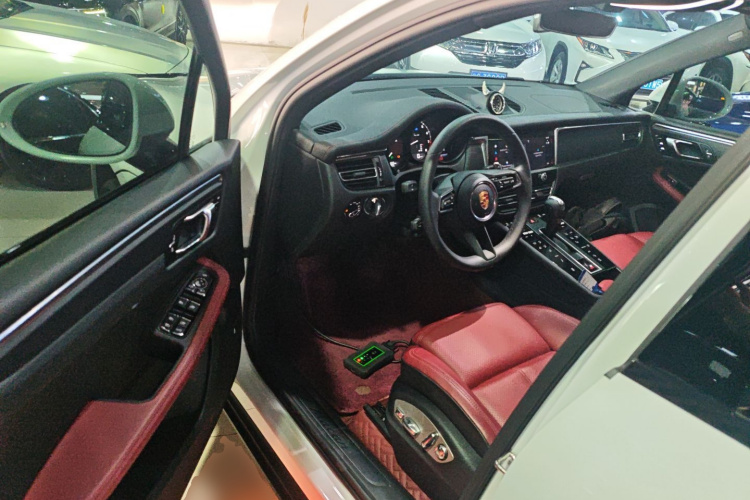 保时捷 2024款 Macan 2.0T中控内饰20