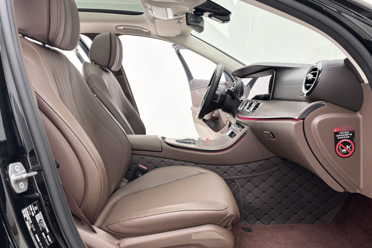 奔驰E级 2023款 改款 E 300 L 豪华型局部细节41
