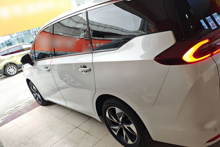 广汽传祺 传祺M6 2023款 PRO 270T DCT豪华版车身外观6003