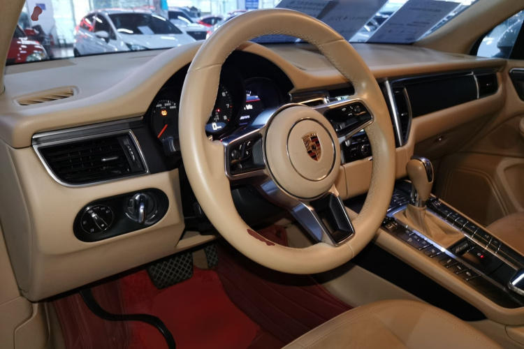 保时捷 2016款 Macan 2.0T中控内饰12