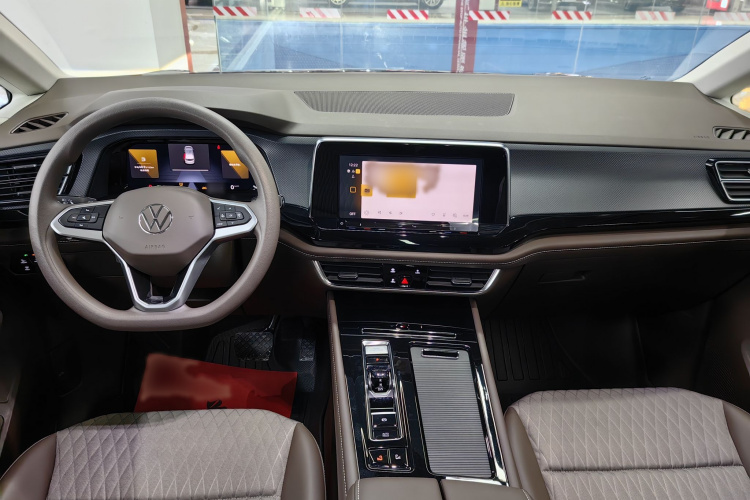 大众 威然 2024款 330TSI 商务版中控内饰7002