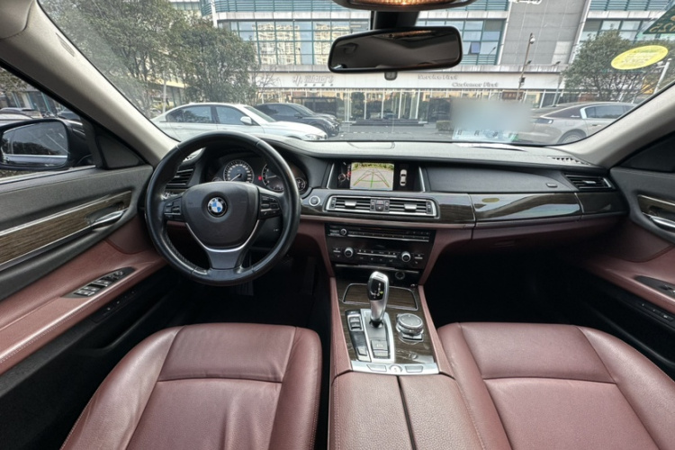 宝马7系 2014款 730Li 臻享型中控内饰7001