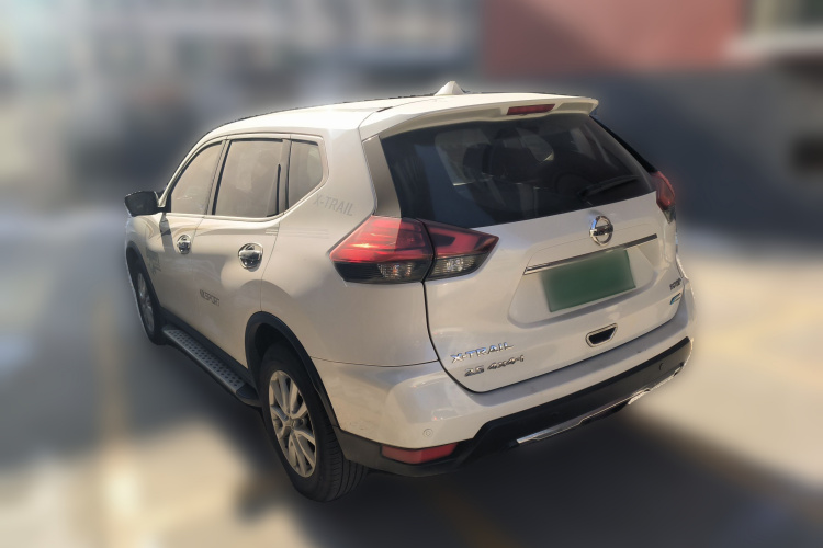 日产 奇骏 2017款 2.0L CVT舒适版 2WD车身外观6003