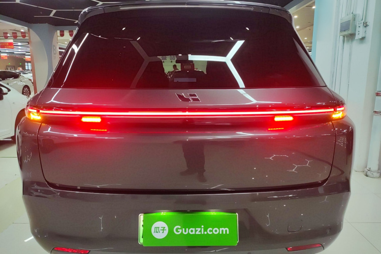 理想汽车 理想L8 2023款 Pro车身外观6