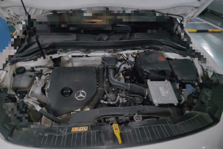 奔驰GLA 2020款 GLA 200 4MATIC局部细节24