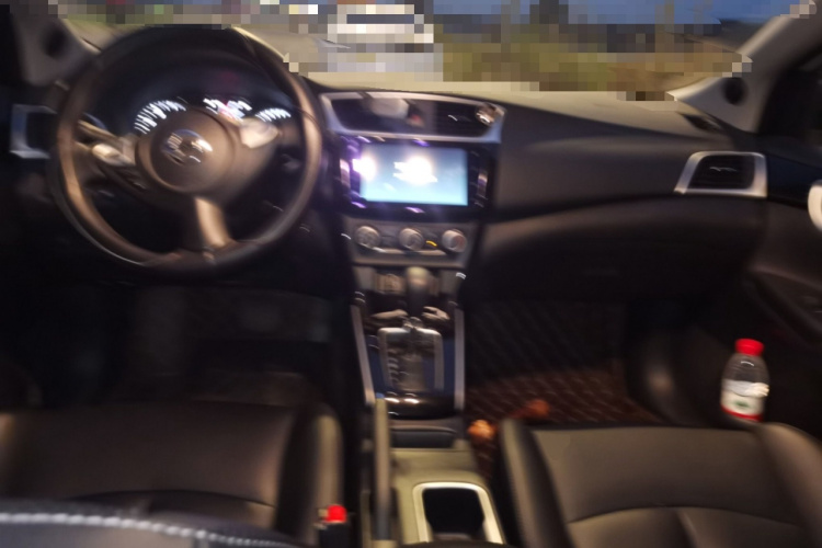 日产 轩逸 2019款 经典 1.6XL CVT豪华版中控内饰12