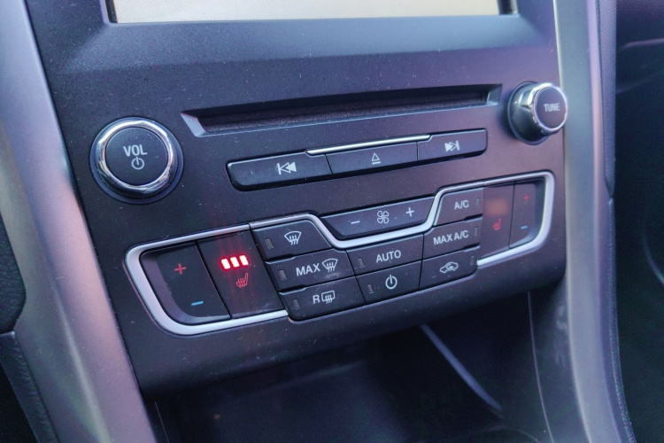 福特 蒙迪欧 2017款 EcoBoost 180 豪华型中控内饰7008