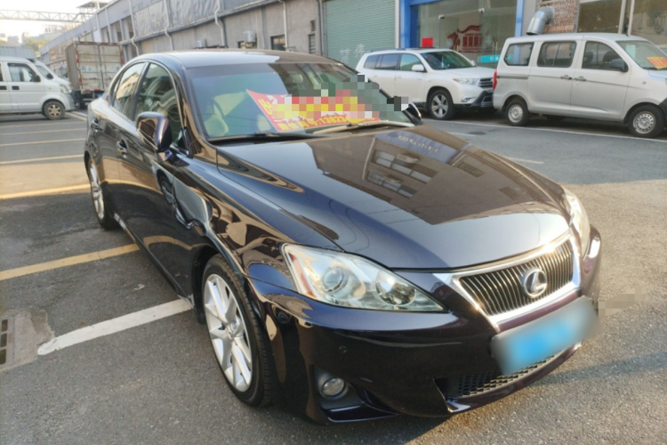 雷克萨斯IS 2011款 250 运动版车身外观3