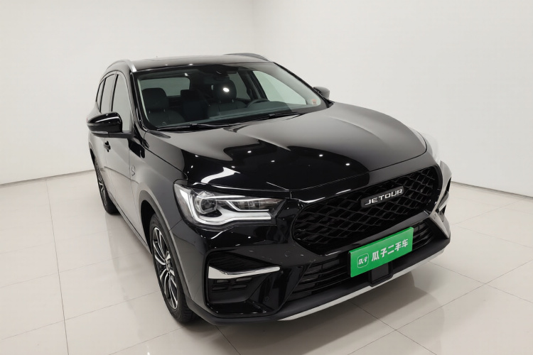 捷途X95 2024款 1.6T DCT时代版 7座车身外观3