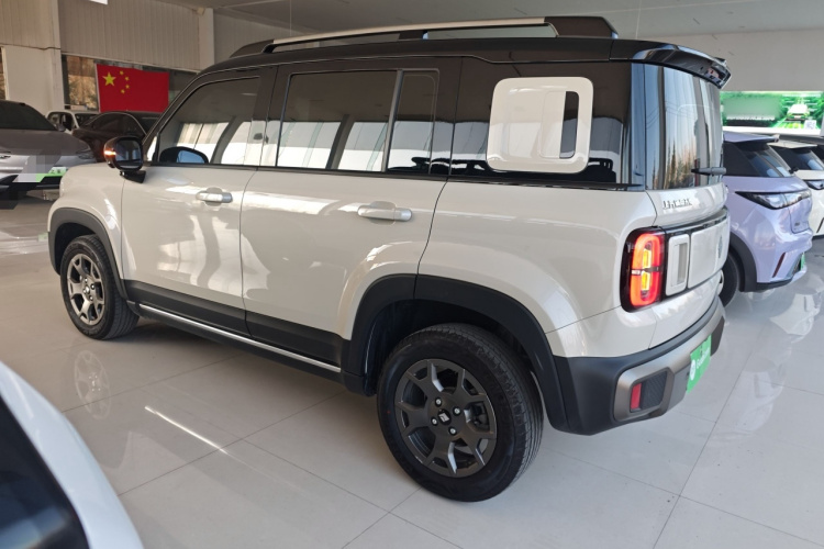 宝骏悦也Plus 2026款 301km旗舰版车身外观6003